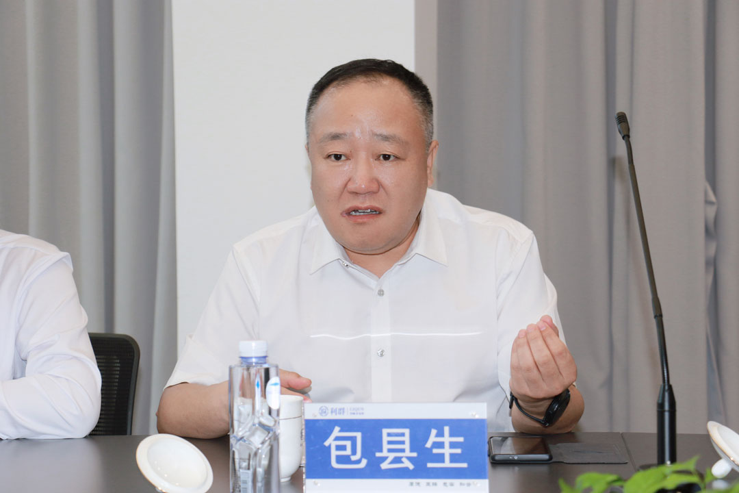 IMG_6871-2.jpg IMG_6871-2.jpg